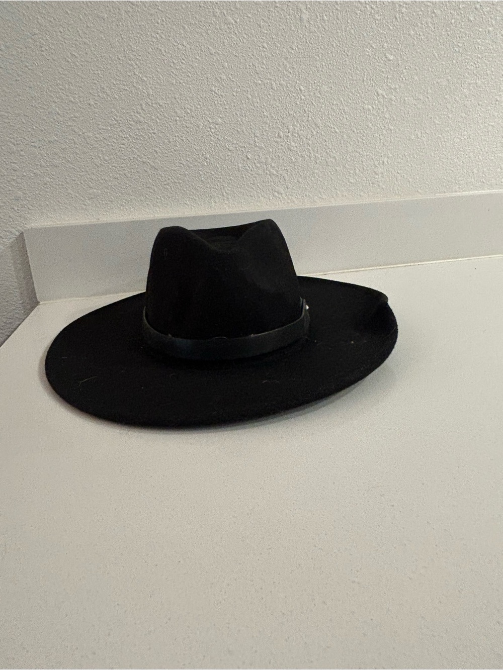 Black Wide-Brim Fedora Hat